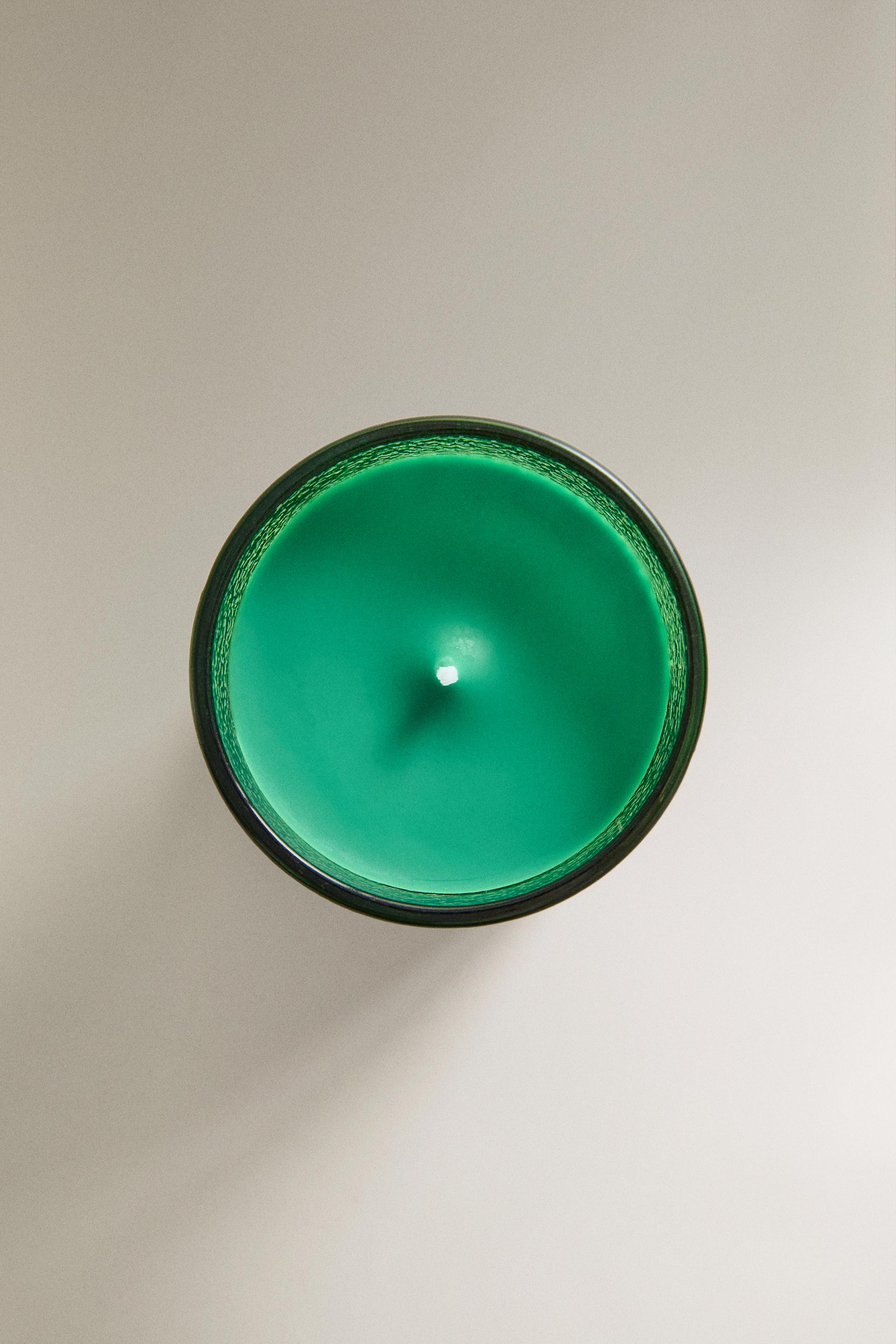 (155 G) YUZU & MUSK SCENTED CANDLE